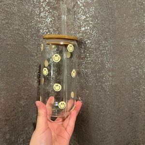 Smiley face 16oz glass cup with lid & straw